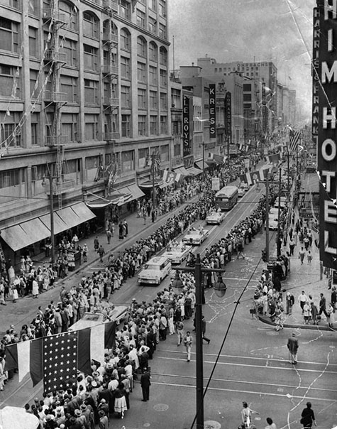 Dodgers motorcade down Broadway view from 7th St
