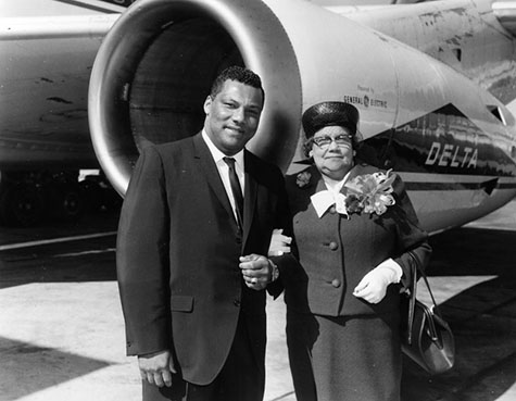 Rolland Curtis poses with his mother, Mathilda Curtis