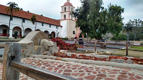 original lavanderia still in place in front of the mission