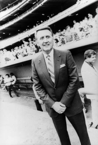Dodgers' voice Vin Scully