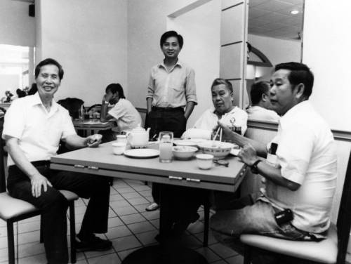 Chinese-Vietnamese restaurant owners