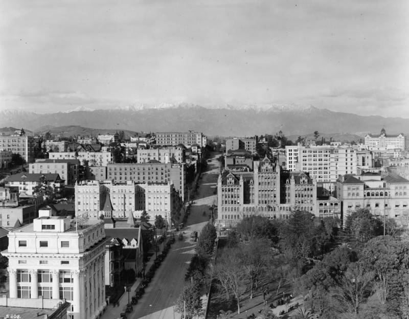 6th and Olive streets 1913