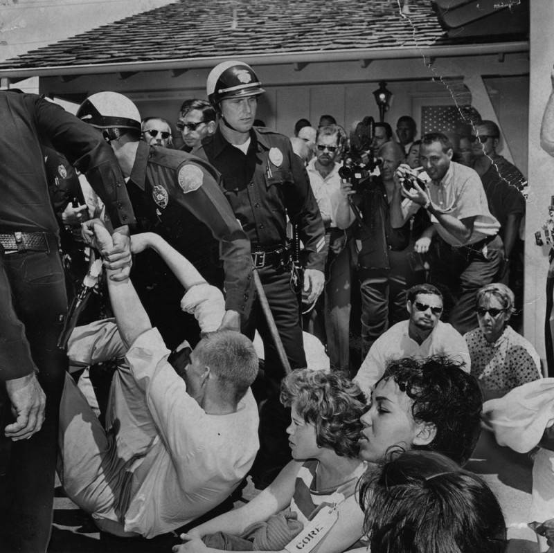 police clash with protesters